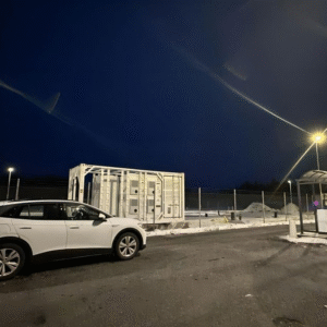 u-pin-luu-tru-Cabin-ESS-500kW-1MWh-cong-nghiep-tai-Phap