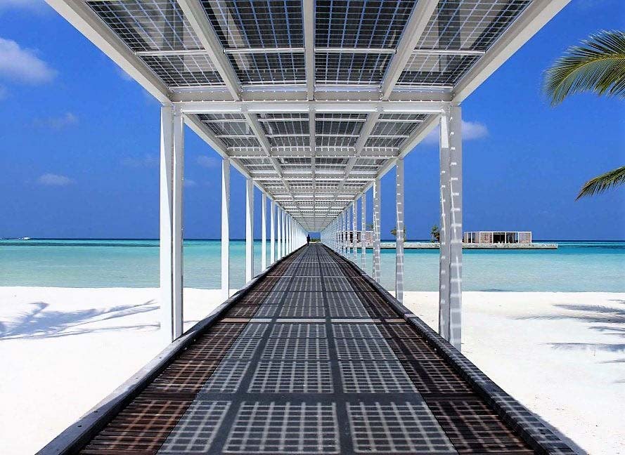 dien-mat-troi-cho-resort maldives