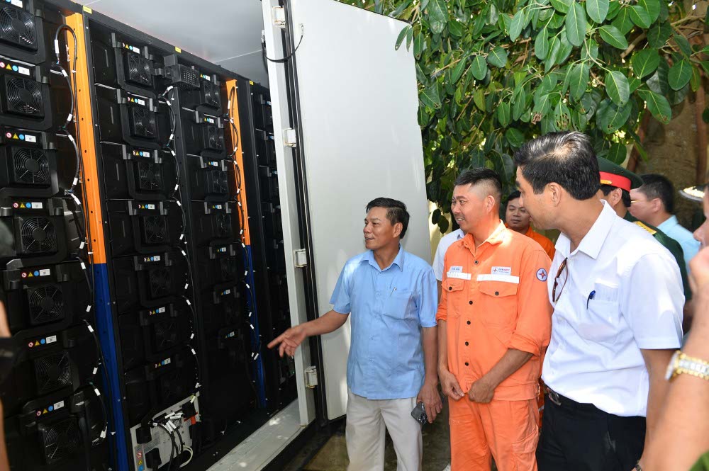 Du an luu tru dien phan tan BESS cho luoi dien sieu nho tai dao Bach Long Vi - Viet Nam