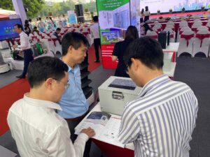 Lanh dao dien luc Ha Noi nghe gioi thieu ve san pham BESS
